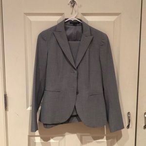 Theory Gray Pant Suit size 4